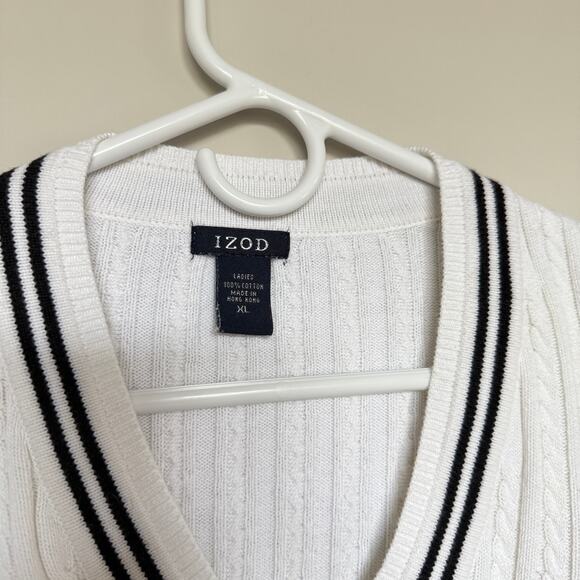 VTG Izod Womens Sweater XL White V Neck Golfing Cricket Old Money Contrast Trim - Picture 3 of 4